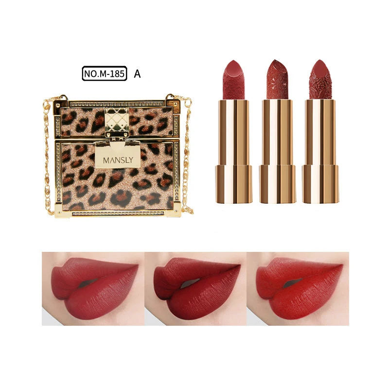 Wholesale Matte Shimmering Velvet Lipstick Make Up Set  Korean Fashion Chain Bag Engraved Lip Glaze 3 Pack Maquillaje